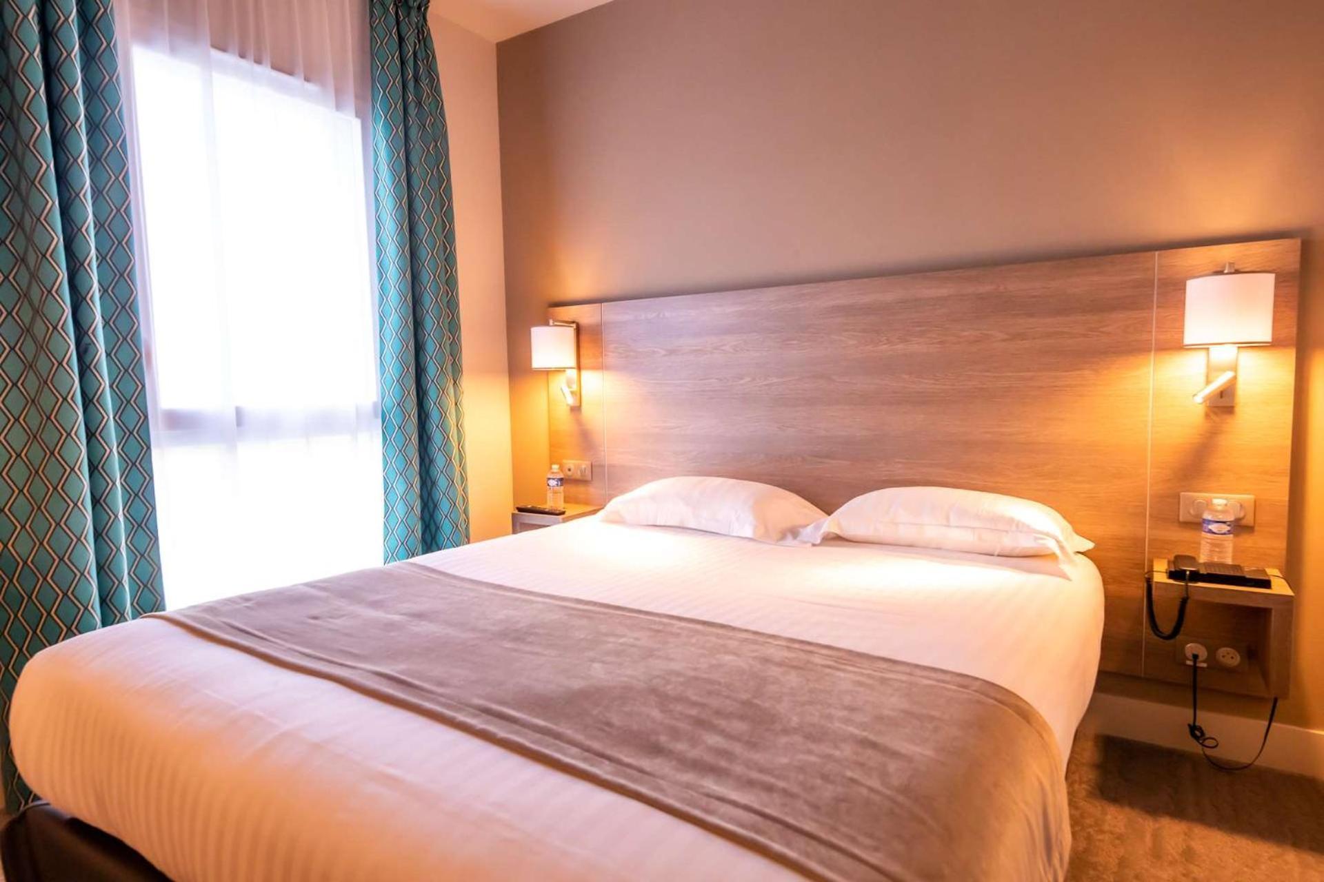 Brit Hotel Eden Spa องเฟลอร์ ภายนอก รูปภาพ