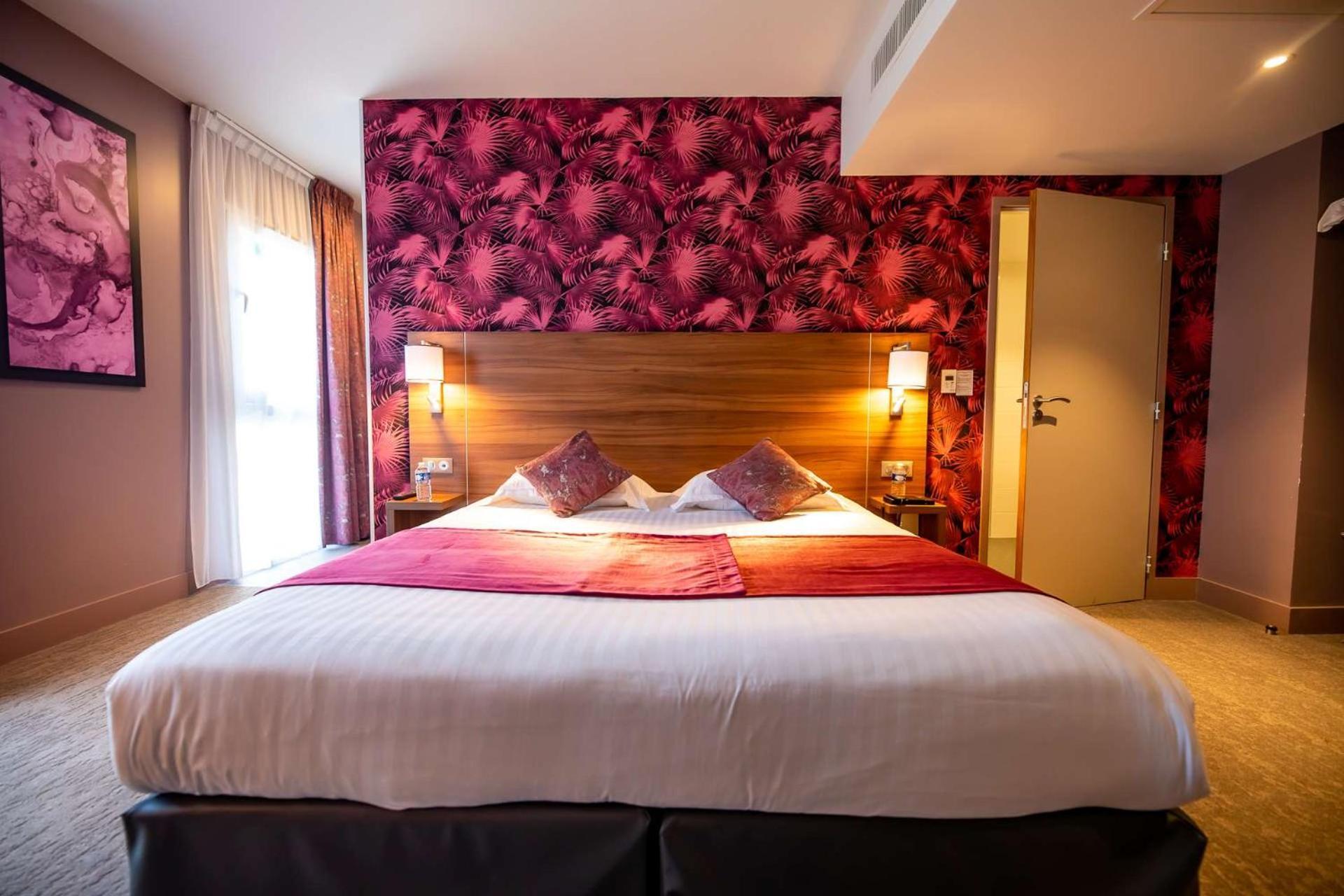 Brit Hotel Eden Spa องเฟลอร์ ภายนอก รูปภาพ
