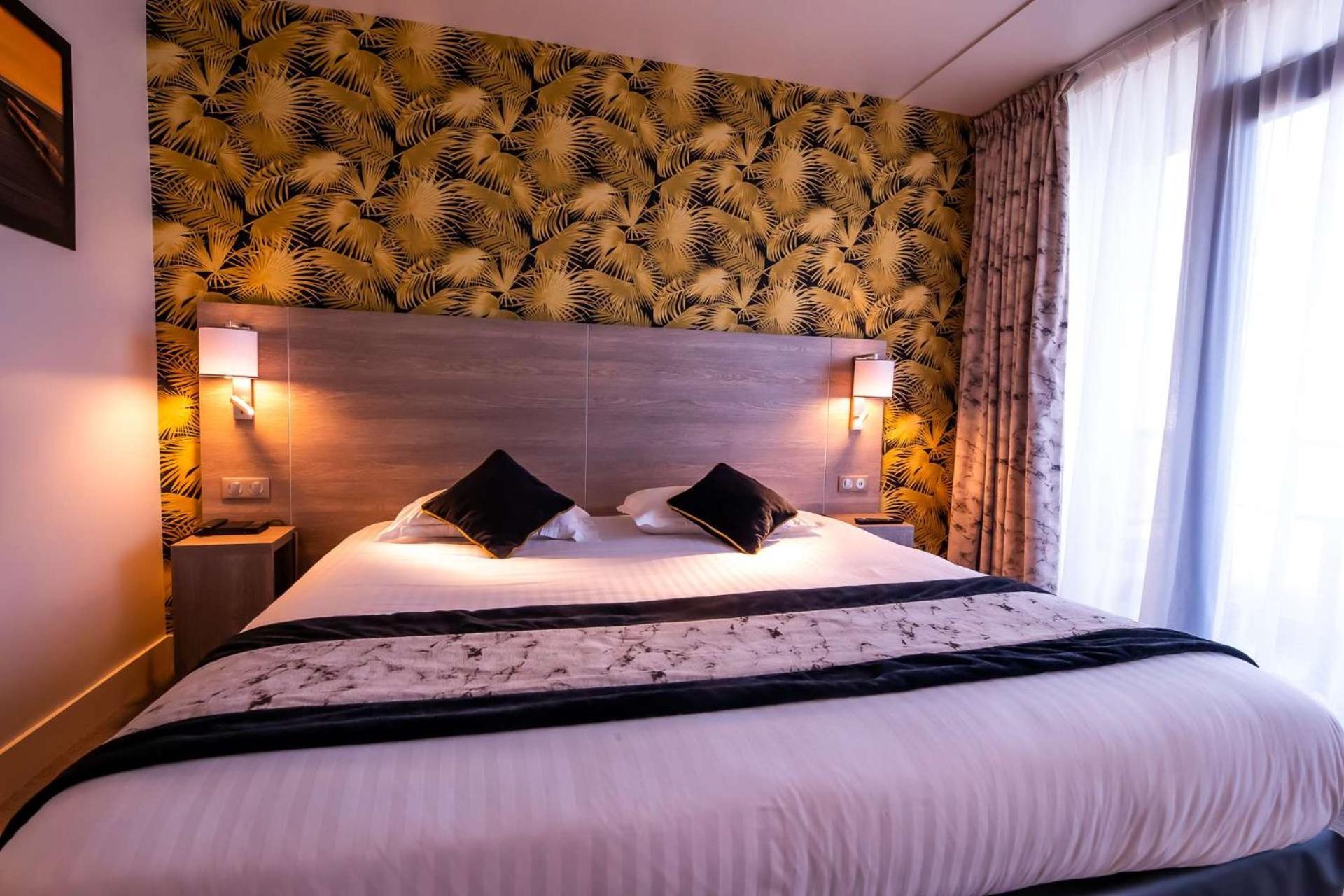 Brit Hotel Eden Spa องเฟลอร์ ภายนอก รูปภาพ